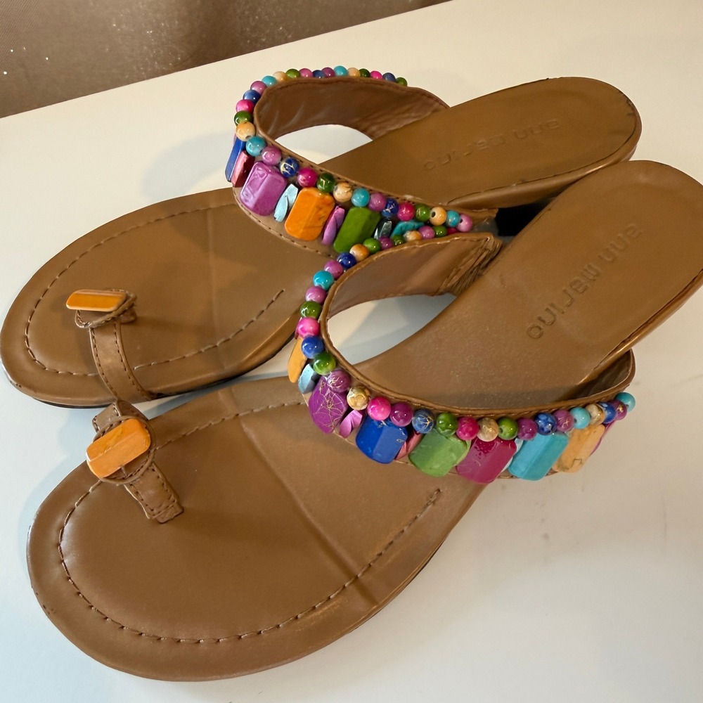 Ann Marino Womens Tan Multi Color Beaded Toe Loop Kitten Heel Sandals Slides